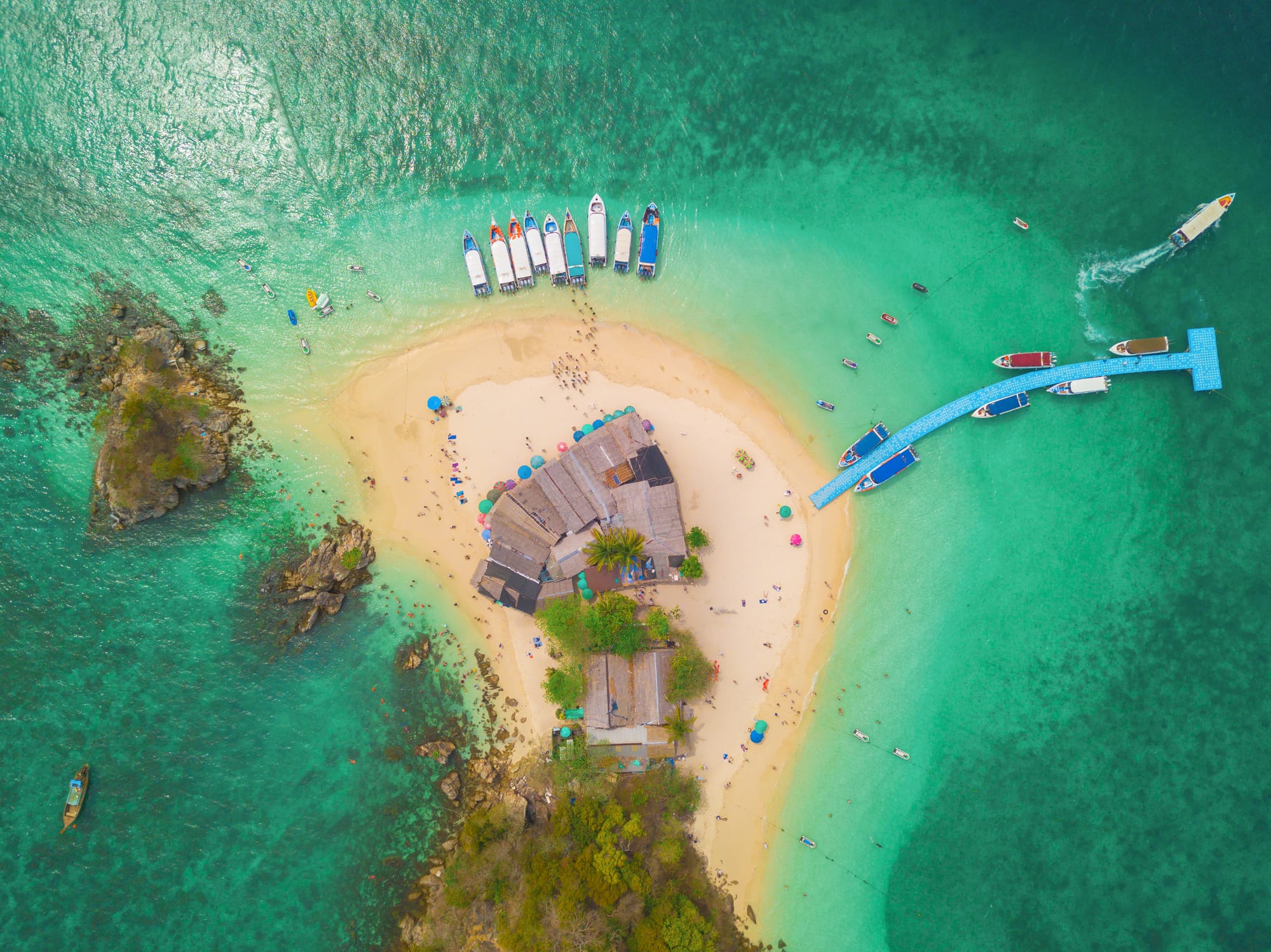 sea-beach-for-travel-background-thailand-nature-2024-10-18-08-23-50-utc.jpg